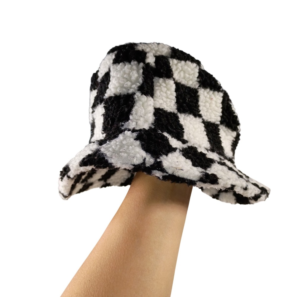 Steve Madden Bucket Hat Womens OS Black White Excellent Checkered Faux Shearling